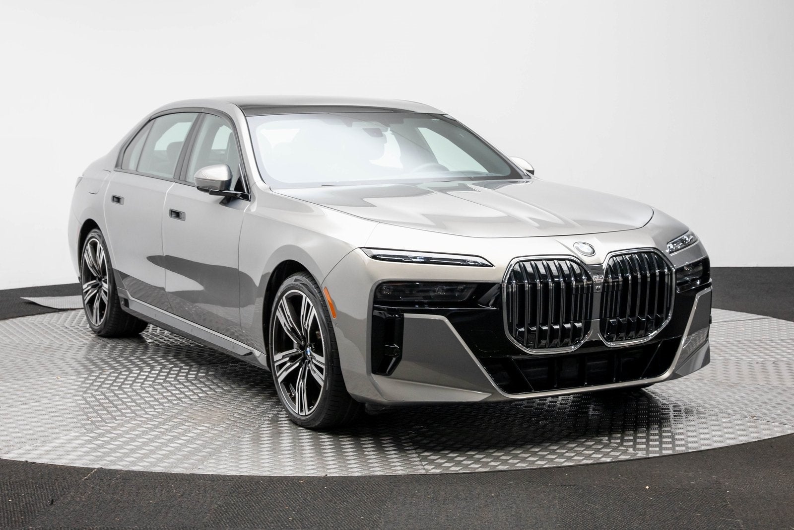 2024 BMW Serie 7 760i xDrive