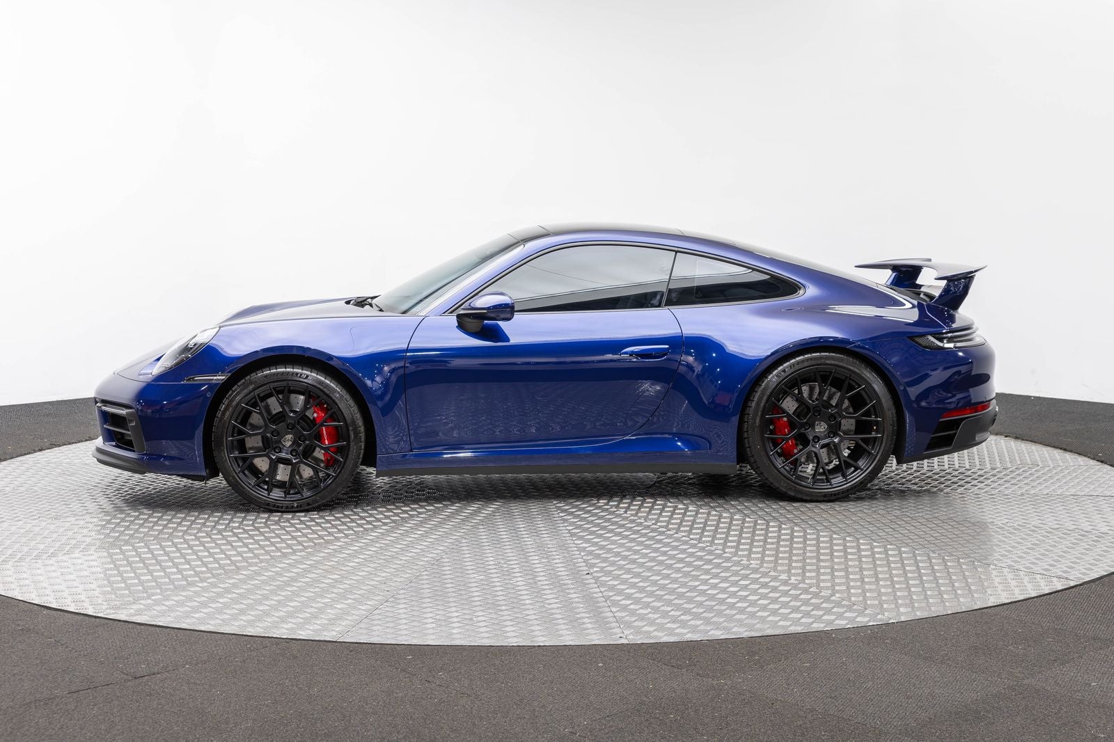 Porsche 911 Carrera GTS 2024