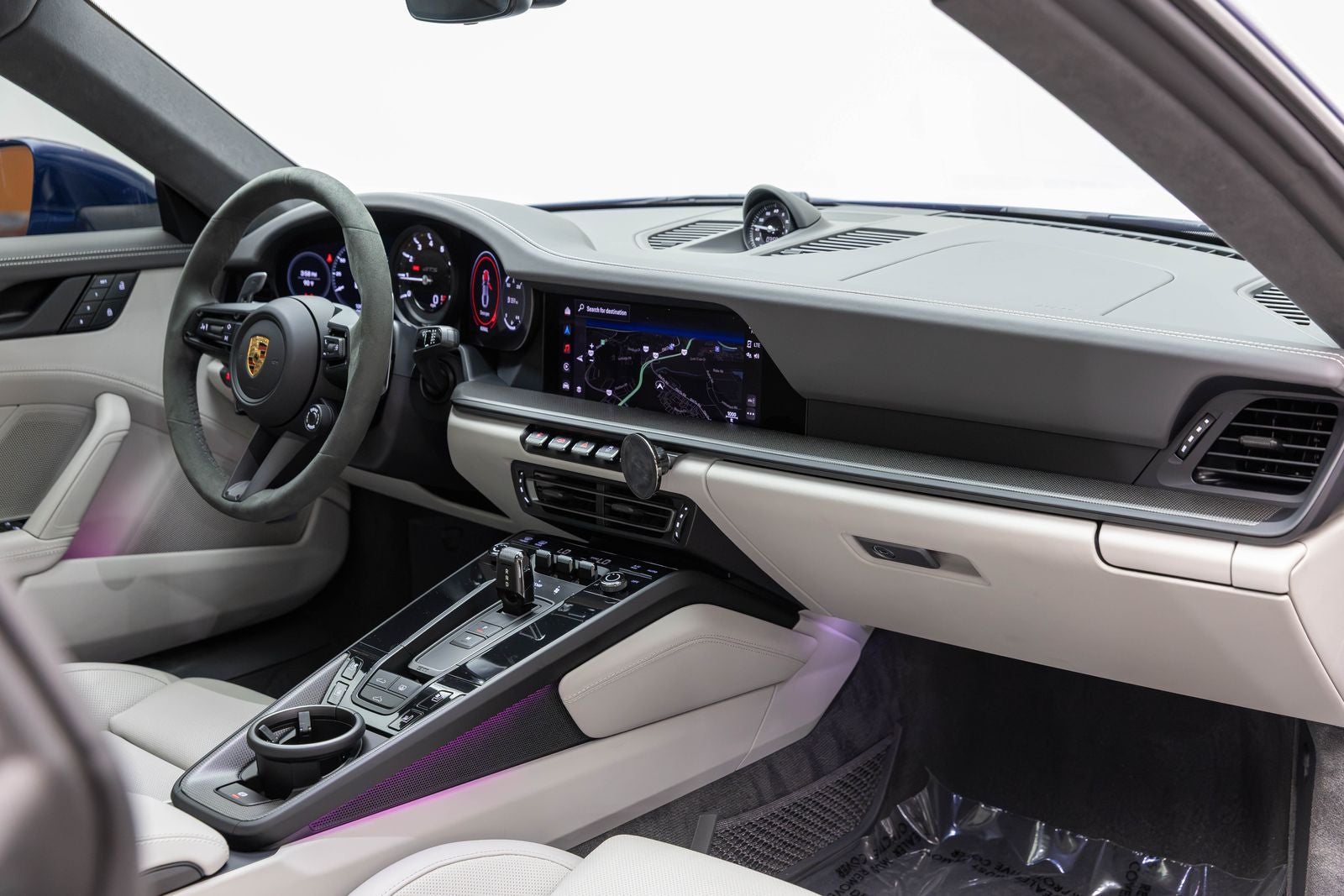 Porsche 911 Carrera GTS 2024