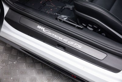 Porsche 911 Carrera 4 GTS de 2025