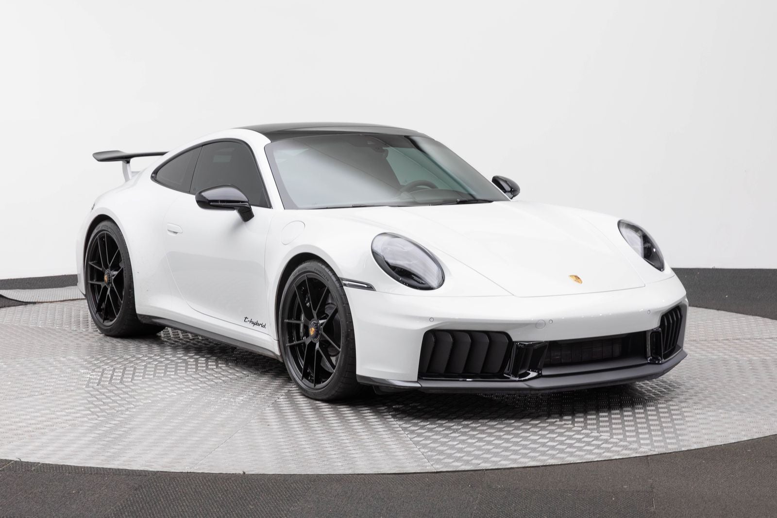 Porsche 911 Carrera 4 GTS de 2025