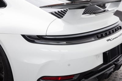Porsche 911 Carrera 4 GTS de 2025