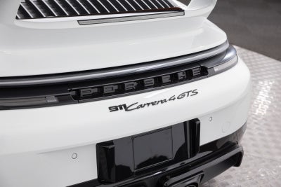 Porsche 911 Carrera 4 GTS de 2025
