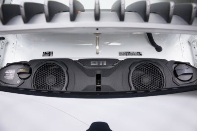 Porsche 911 Carrera 4 GTS de 2025
