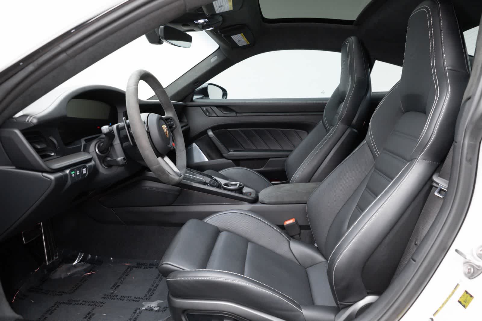 Porsche 911 Carrera 4 GTS de 2025