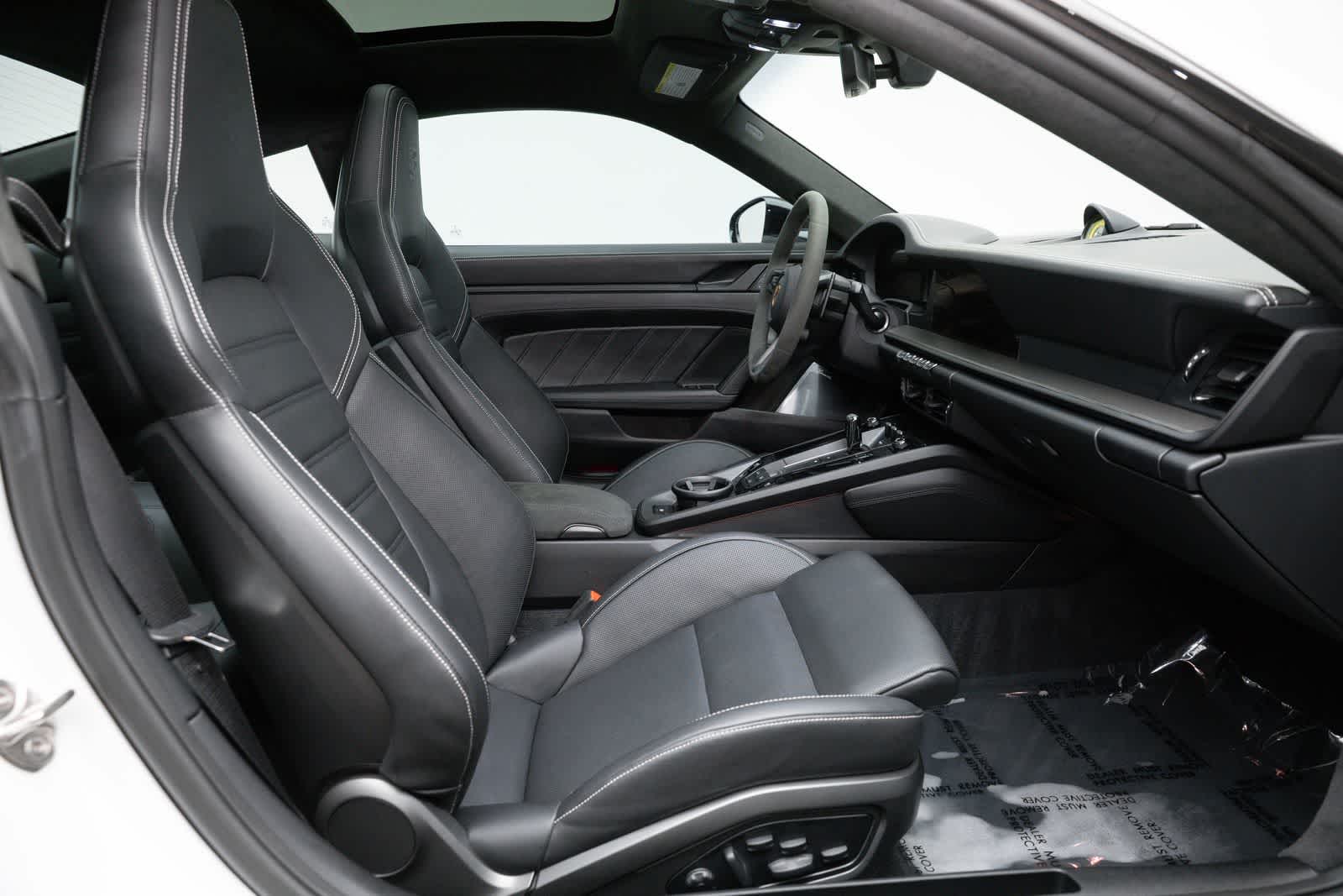Porsche 911 Carrera 4 GTS de 2025