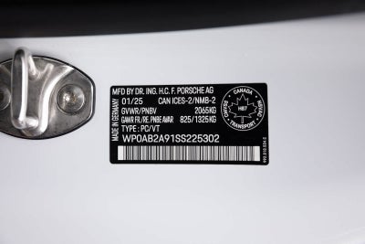 Porsche 911 Carrera 4 GTS de 2025