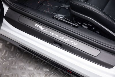 Porsche 911 Carrera 4 GTS de 2025