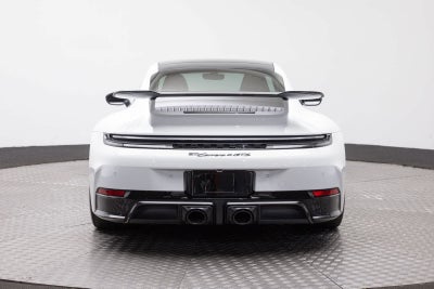 Porsche 911 Carrera 4 GTS de 2025