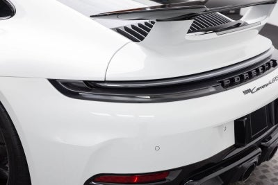 Porsche 911 Carrera 4 GTS de 2025