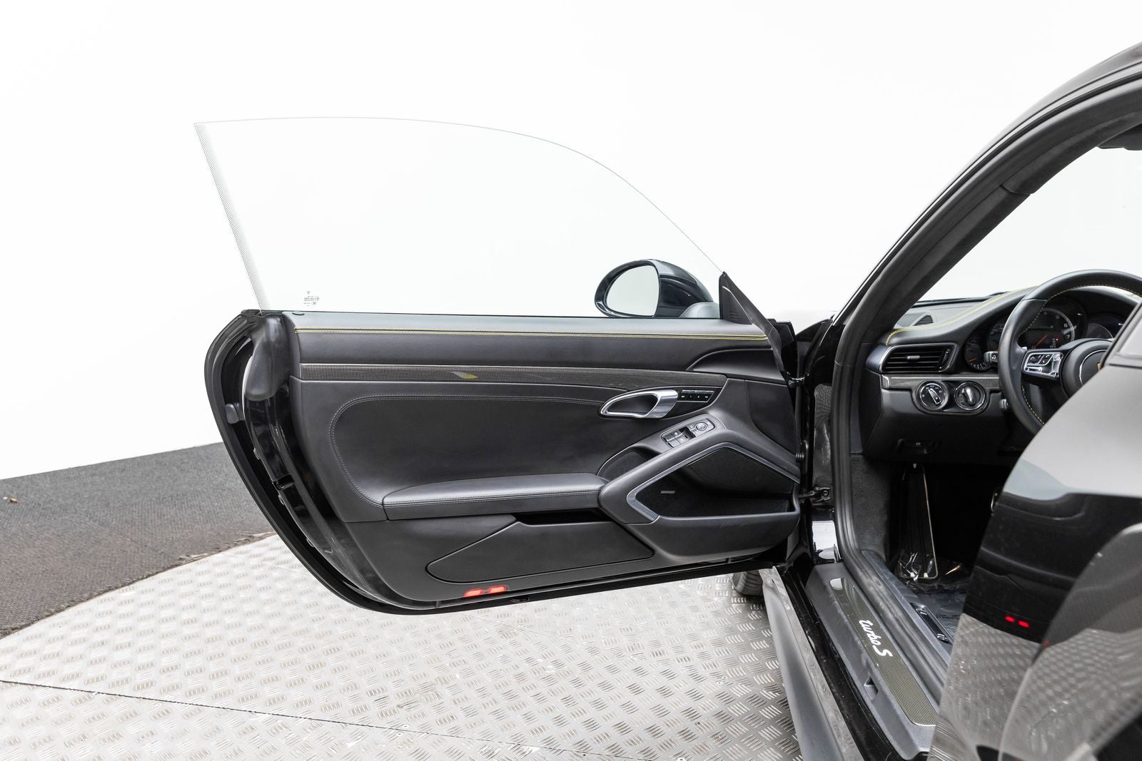 Porsche 911 Turbo S 2019