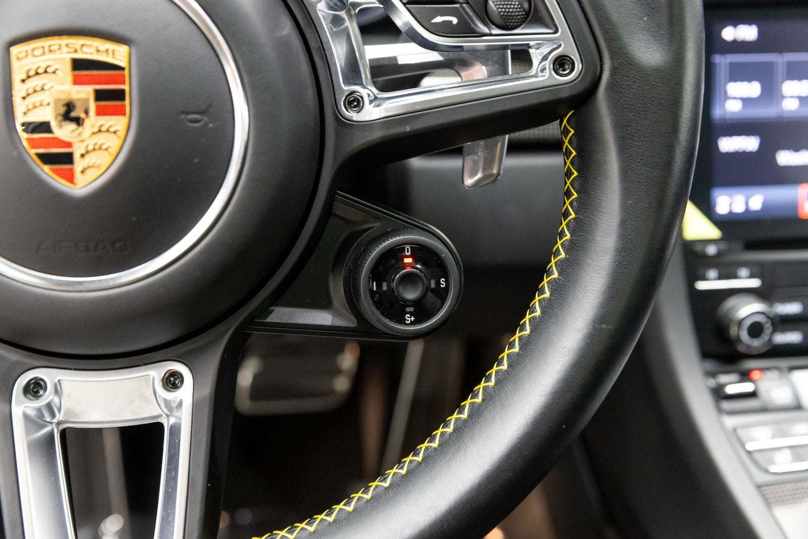 Porsche 911 Turbo S 2019