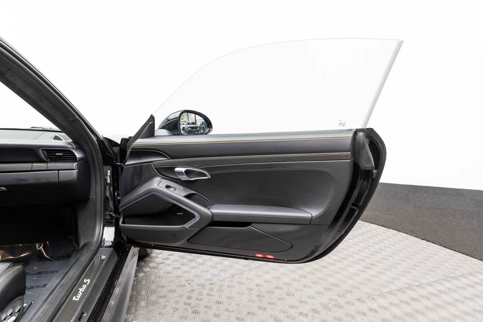 Porsche 911 Turbo S 2019