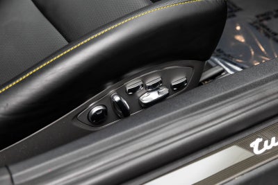 Porsche 911 Turbo S 2019