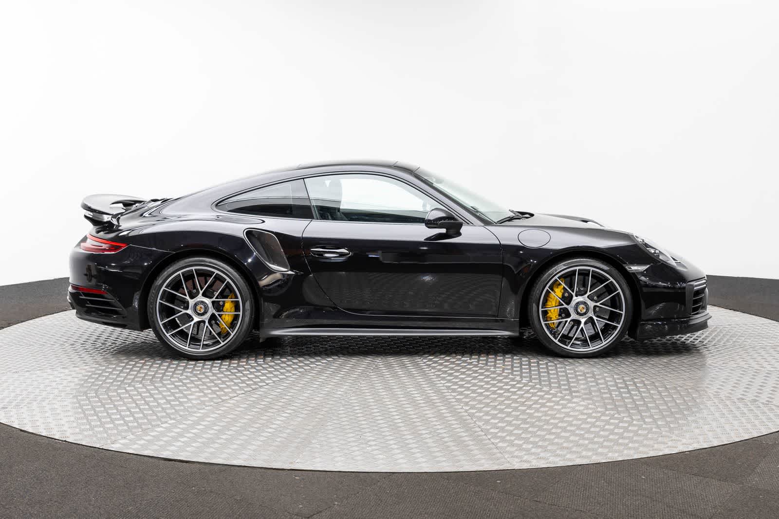 Porsche 911 Turbo S 2019