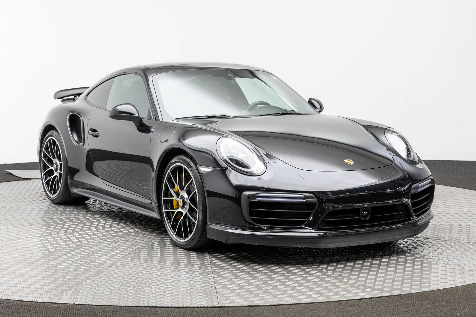 Porsche 911 Turbo S 2019