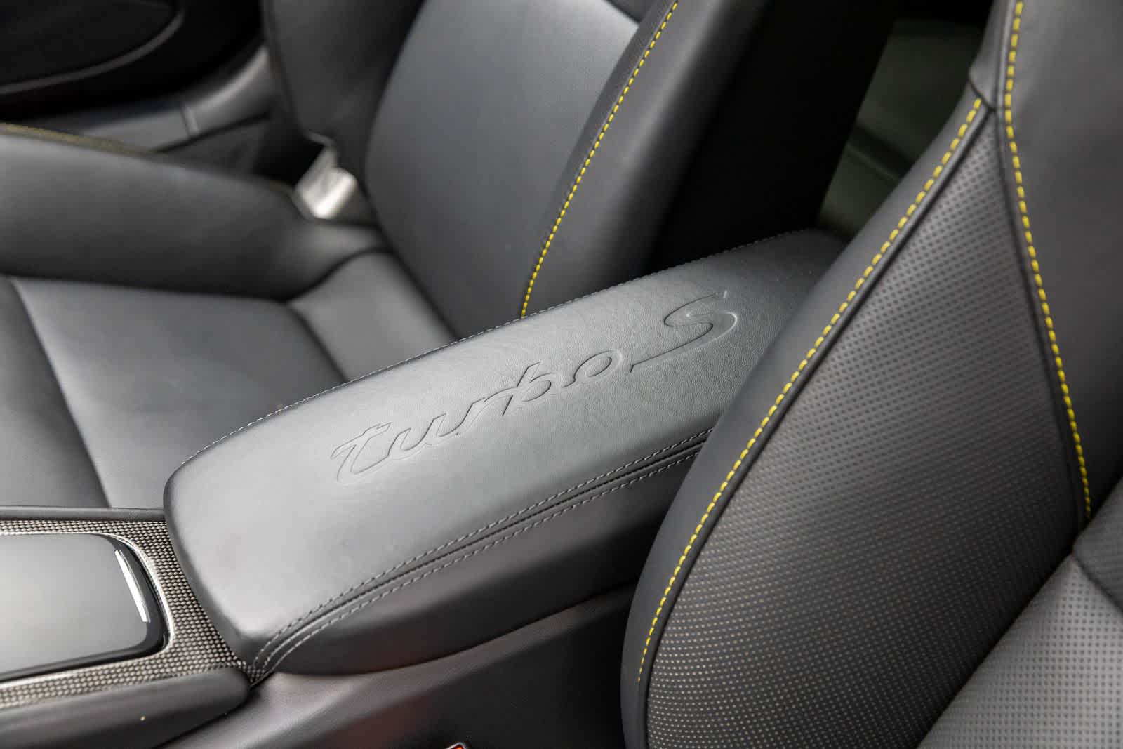 Porsche 911 Turbo S 2019