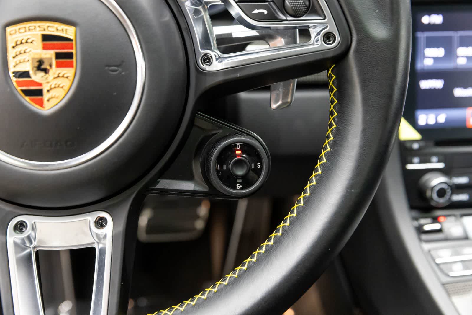 Porsche 911 Turbo S 2019