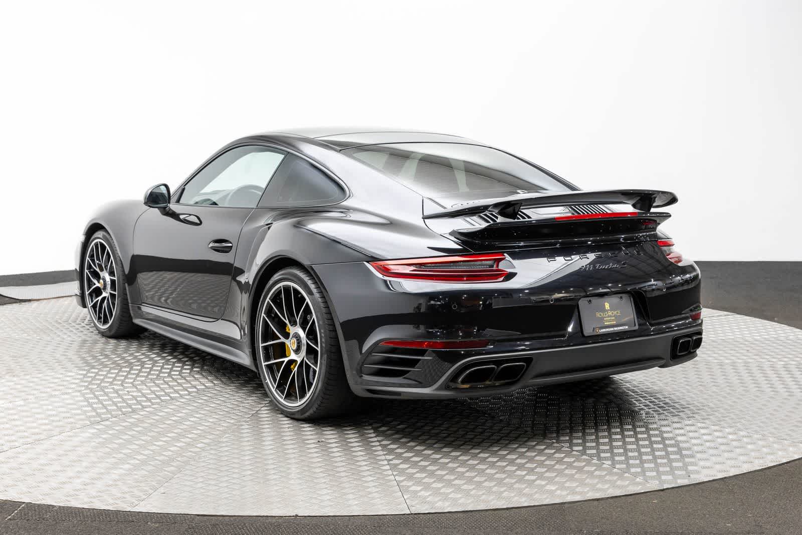 Porsche 911 Turbo S 2019