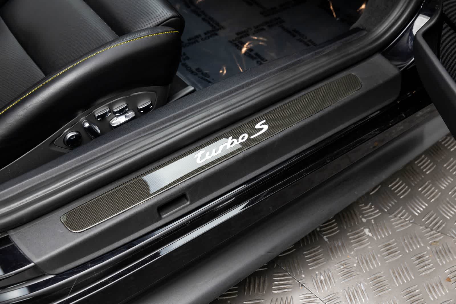 Porsche 911 Turbo S 2019