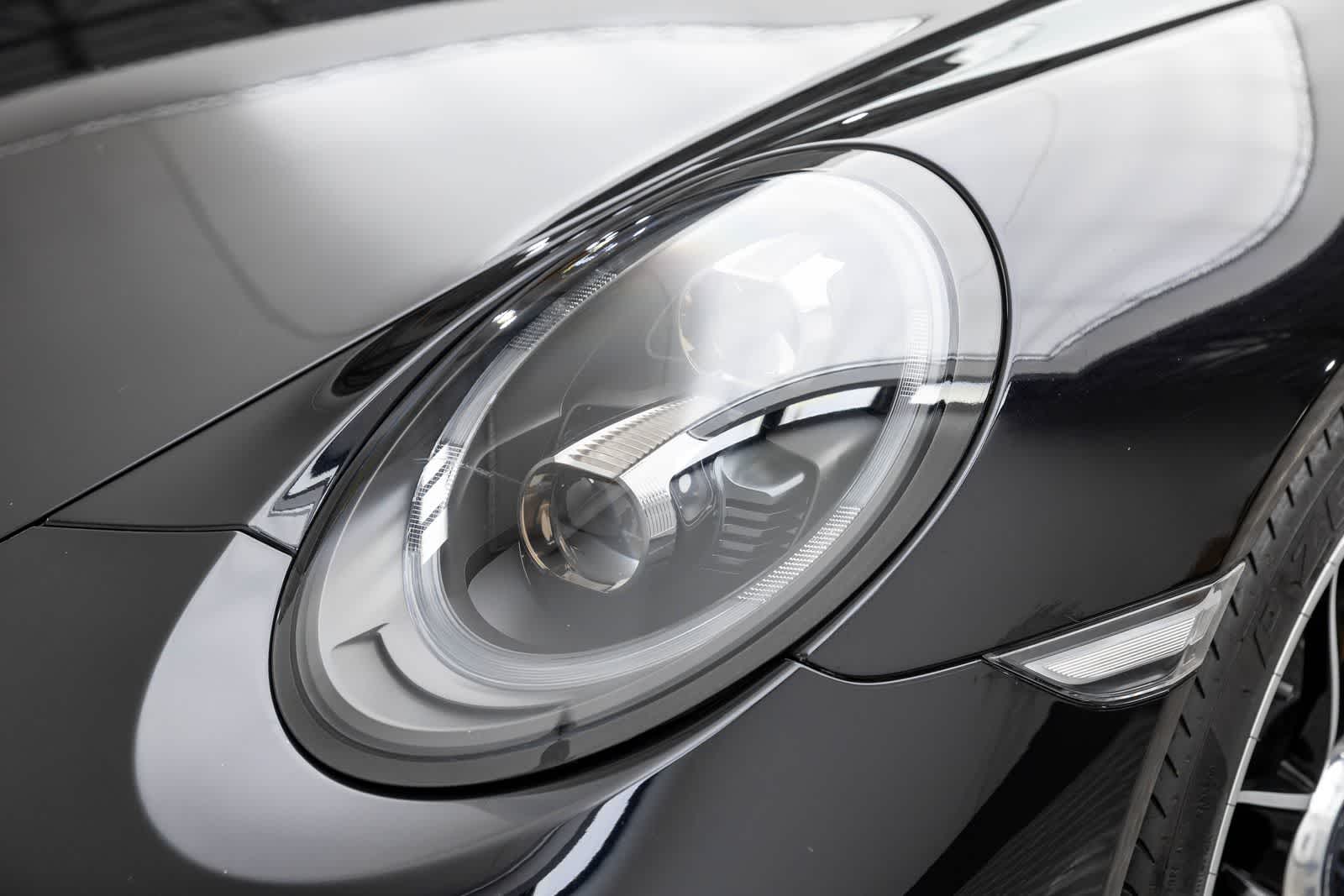 Porsche 911 Turbo S 2019