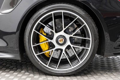 Porsche 911 Turbo S 2019
