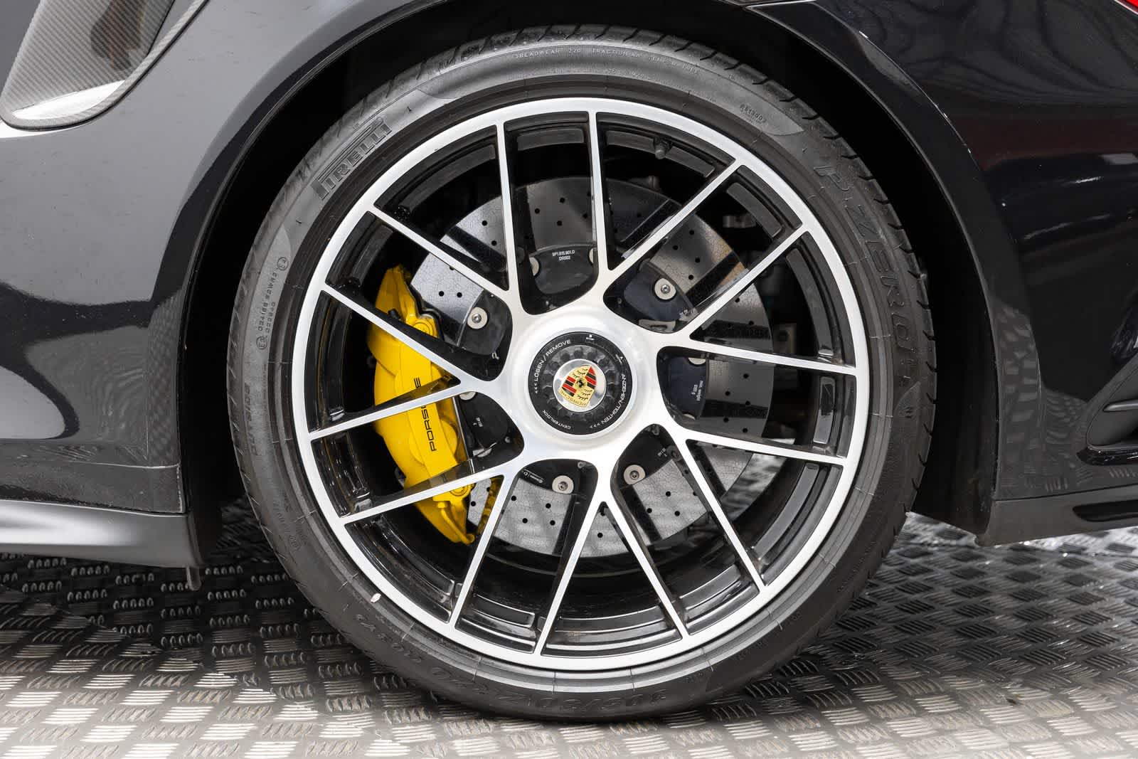 Porsche 911 Turbo S 2019