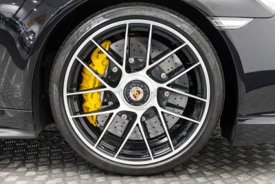 Porsche 911 Turbo S 2019