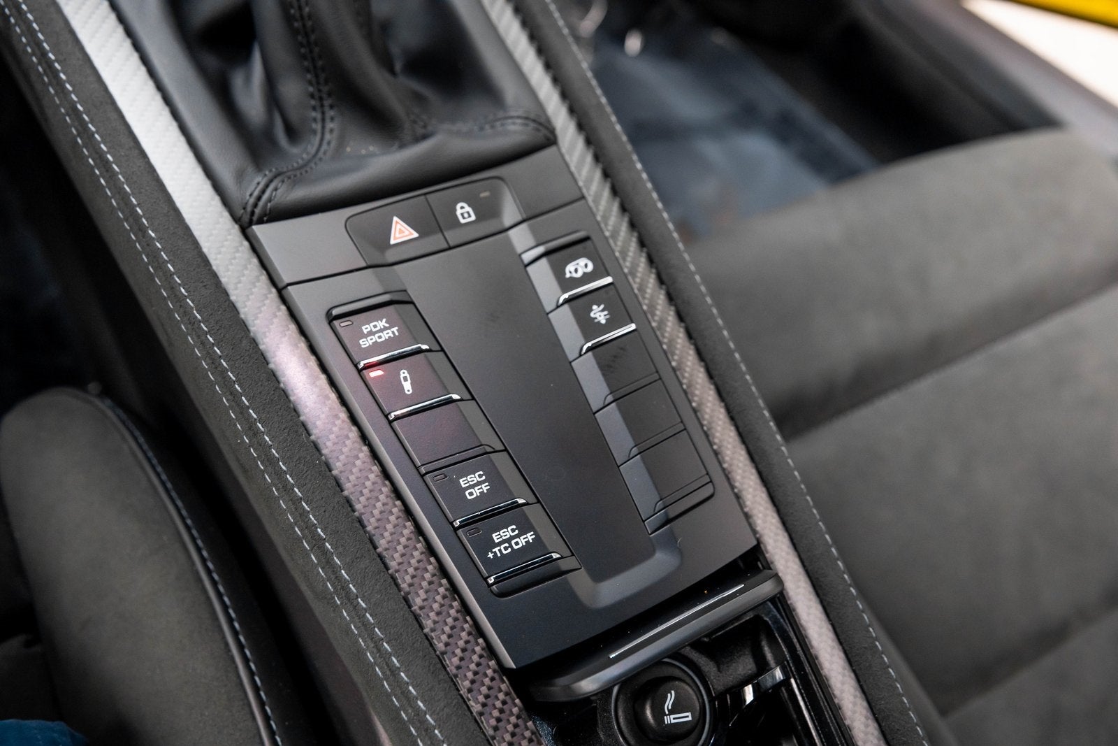 2024 Porsche 718 Cayman GT4 RS