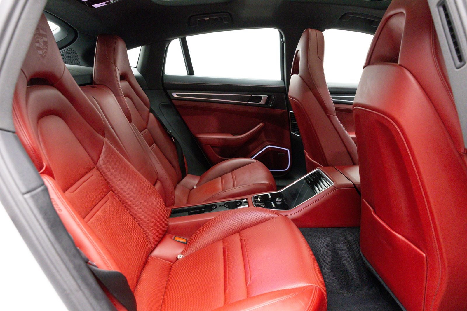 Porsche Panamera 4 2023
