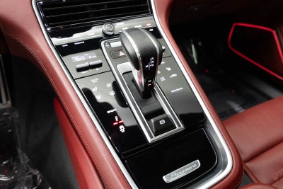 Porsche Panamera 4 2023