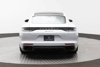 Porsche Panamera 4 2023