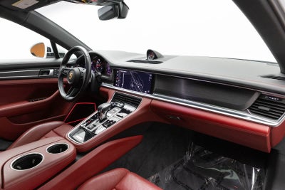 Porsche Panamera 4 2023