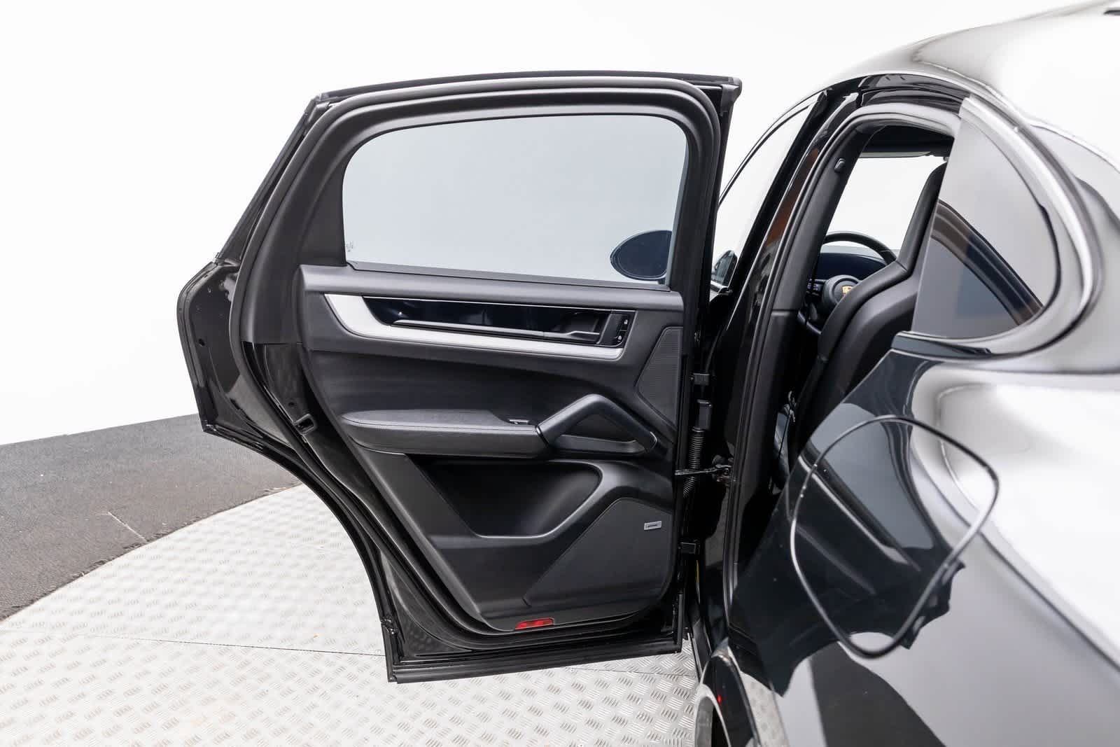 Porsche Cayenne S E-Hybrid 2024