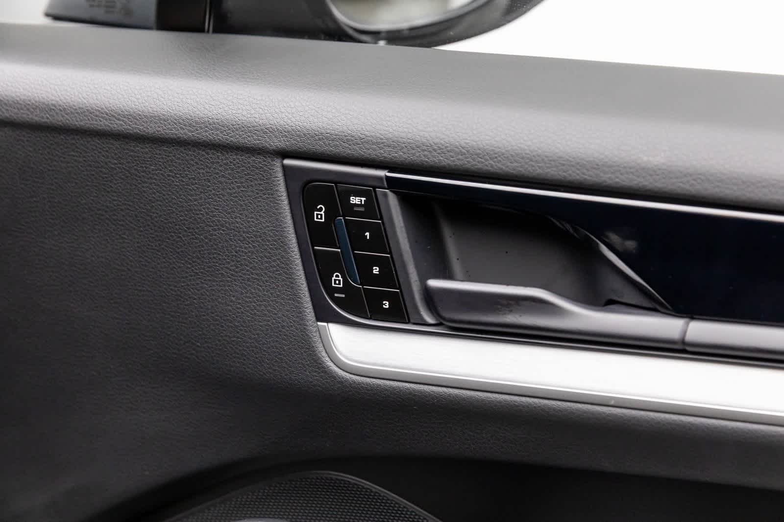 Porsche Cayenne S E-Hybrid 2024