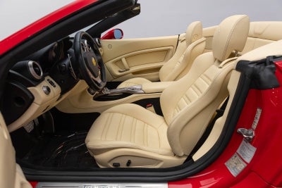 Ferrari California de 2 puertas descapotable de 2010