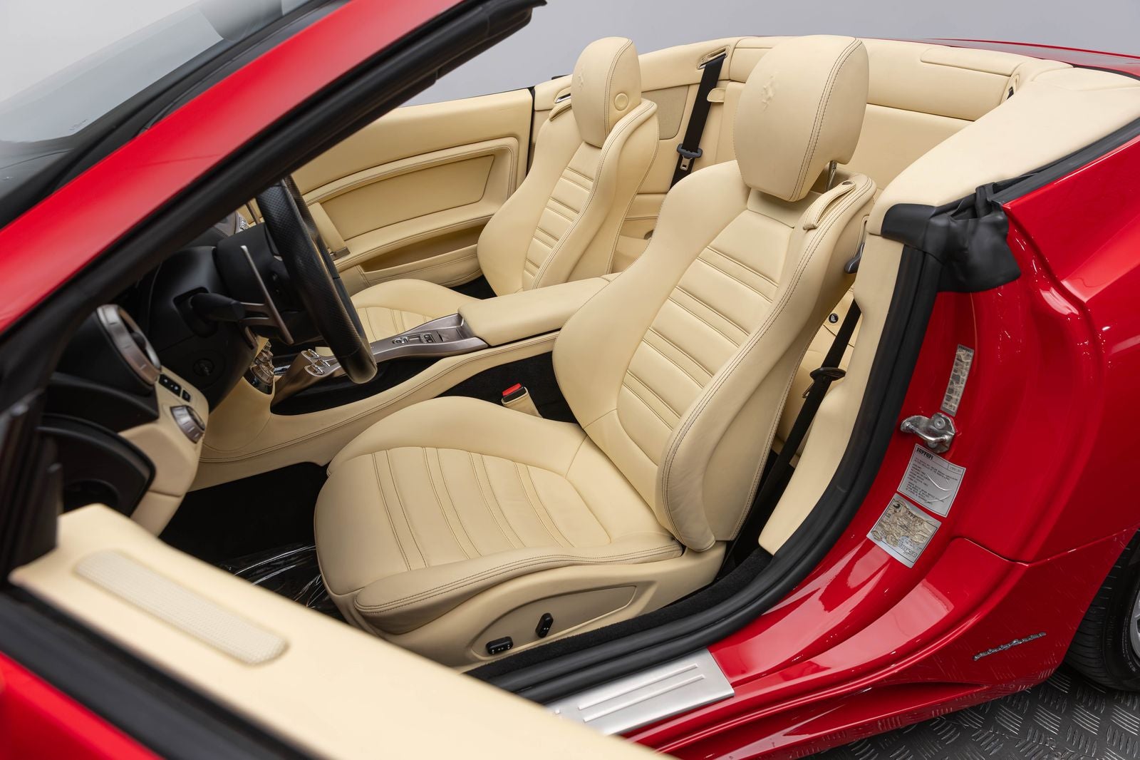 Ferrari California de 2 puertas descapotable de 2010