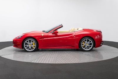 Ferrari California de 2 puertas descapotable de 2010