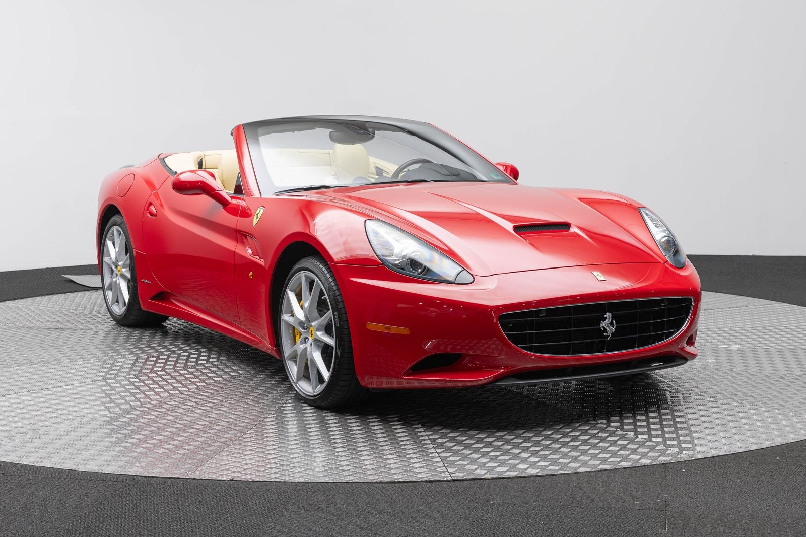 Ferrari California de 2 puertas descapotable de 2010