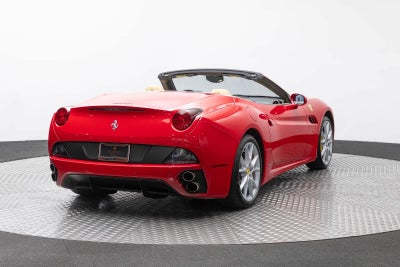 Ferrari California de 2 puertas descapotable de 2010