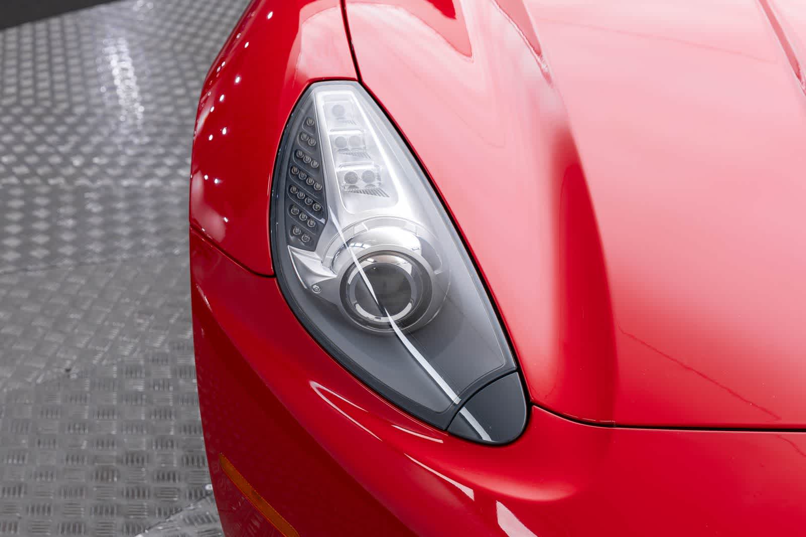 Ferrari California de 2 puertas descapotable de 2010