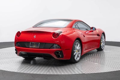 Ferrari California de 2 puertas descapotable de 2010