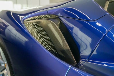 2022 Ferrari SF90 Spider Descapotable