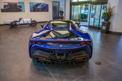 2022 Ferrari SF90 Spider Descapotable