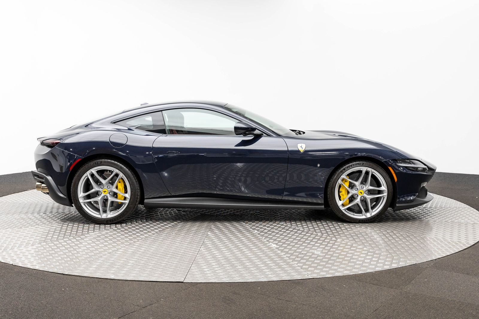 Ferrari Roma Coupé 2021