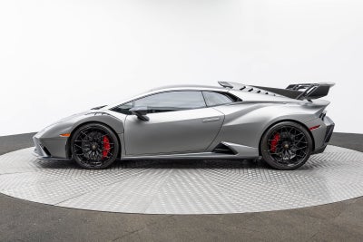Lamborghini Huracán STO Coupé 2022