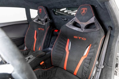 Lamborghini Huracán STO Coupé 2022