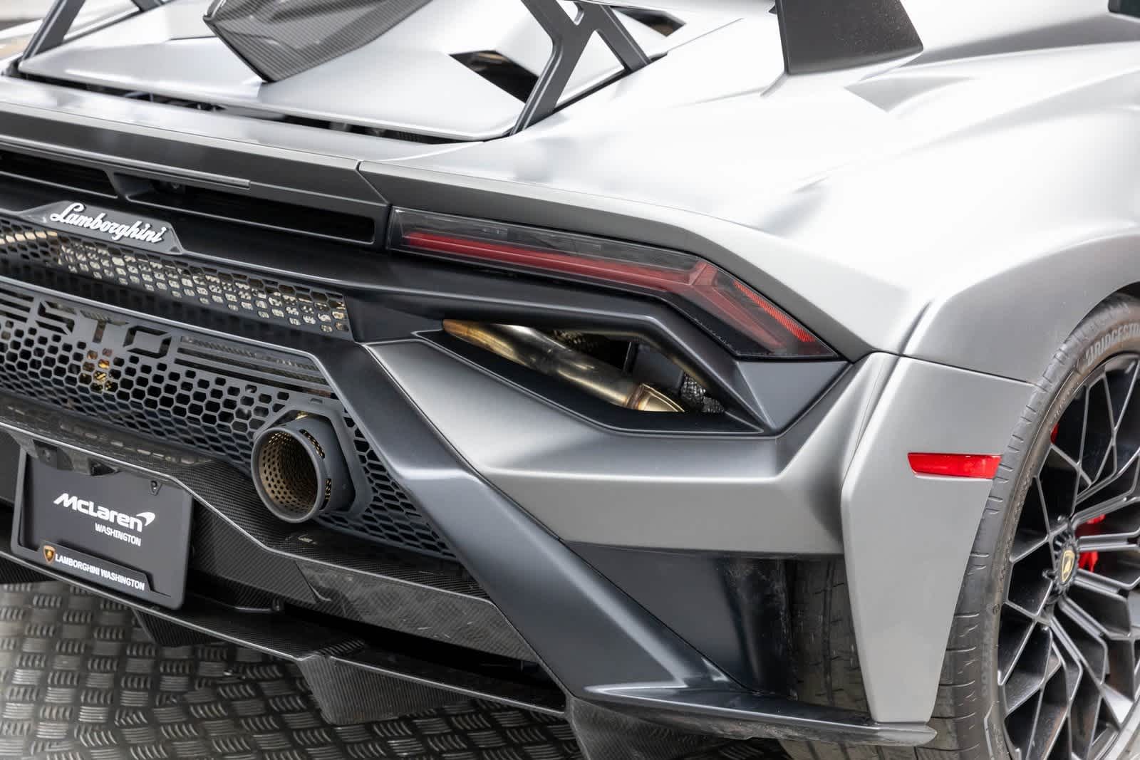 Lamborghini Huracán STO Coupé 2022