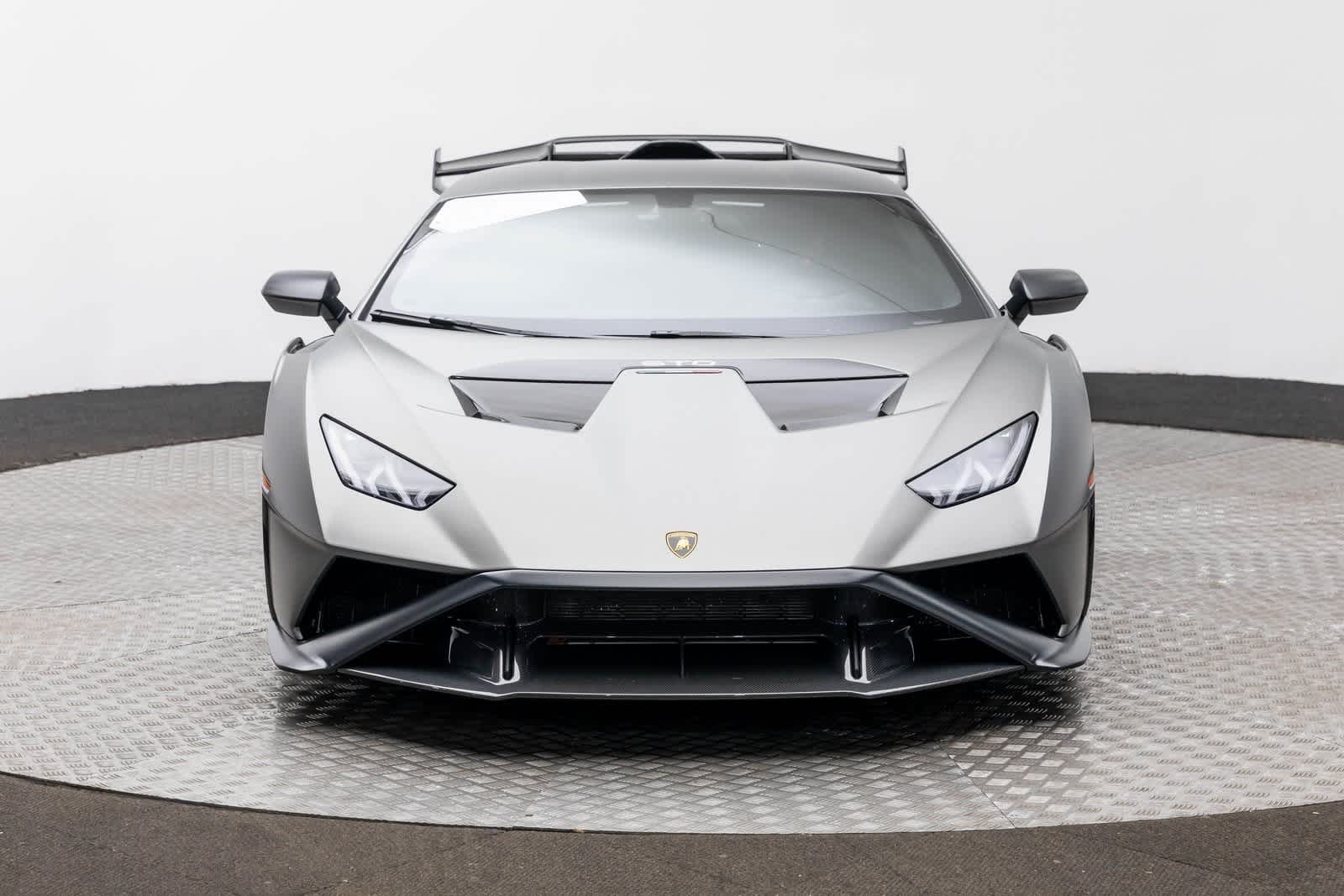 Lamborghini Huracán STO Coupé 2022