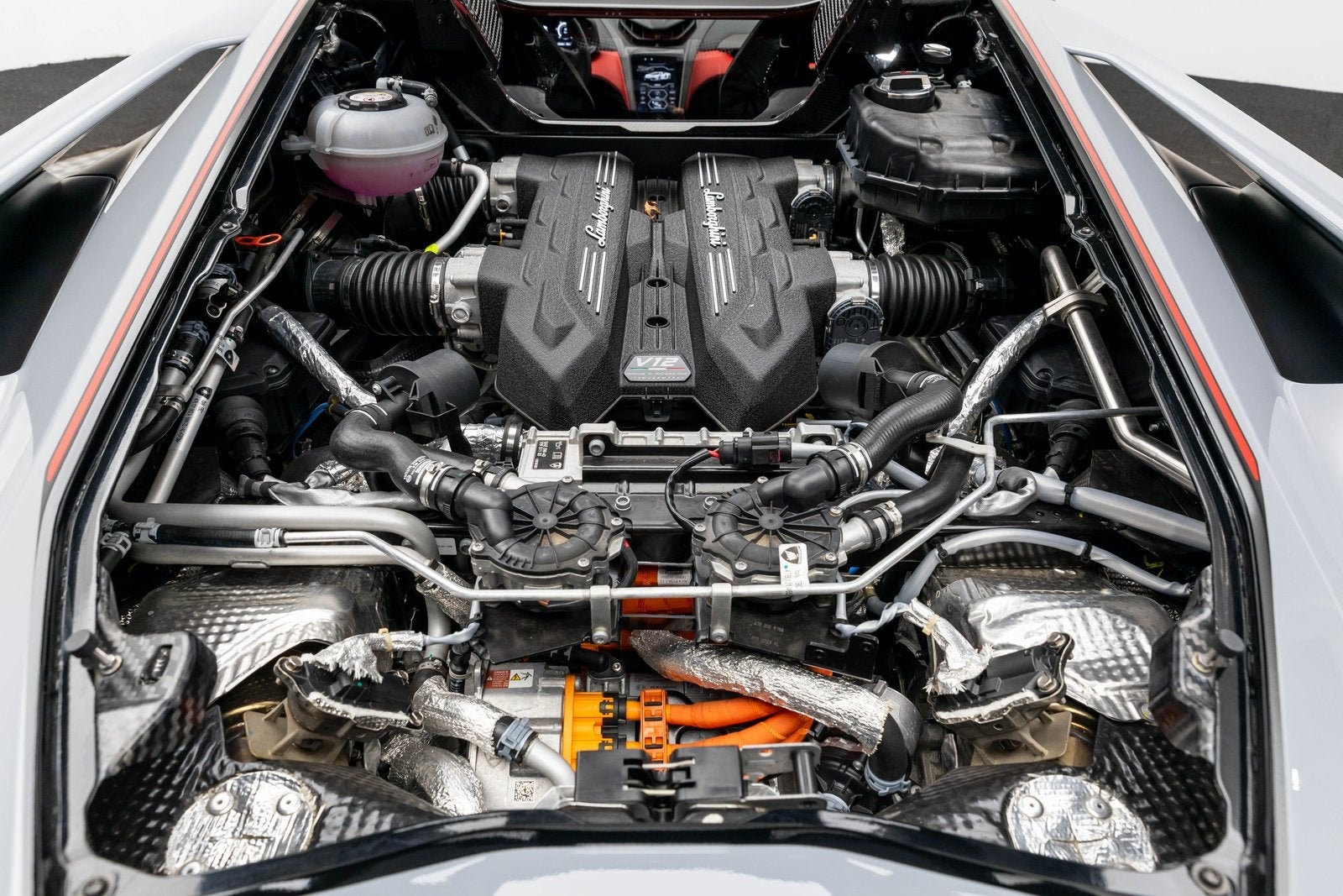 2024 Lamborghini Revuelto Coupé